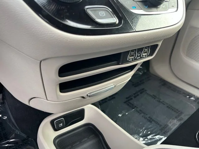 SEMINUEVOS CHRYSLER Pacifica a Estados en autogozo