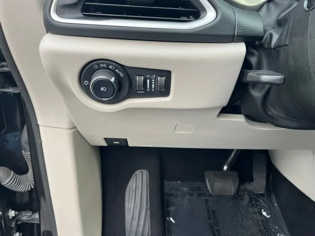 SEMINUEVOS CHRYSLER Pacifica a Estados en autogozo