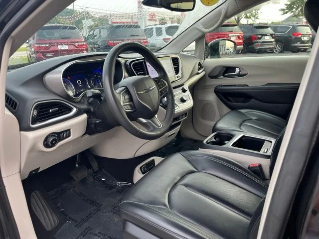 SEMINUEVOS CHRYSLER Pacifica a Estados en autogozo