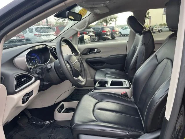 SEMINUEVOS CHRYSLER Pacifica a Estados en autogozo
