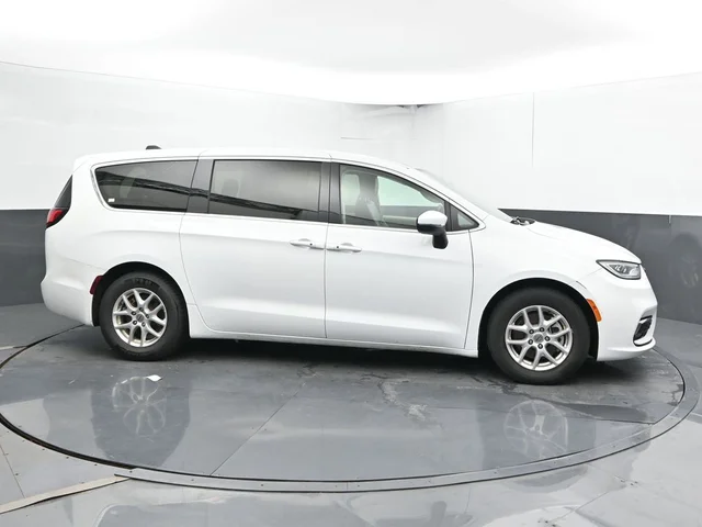SEMINUEVOS CHRYSLER Pacifica a Estados en autogozo