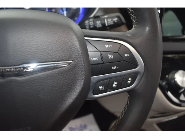 SEMINUEVOS CHRYSLER Pacifica a Estados en autogozo