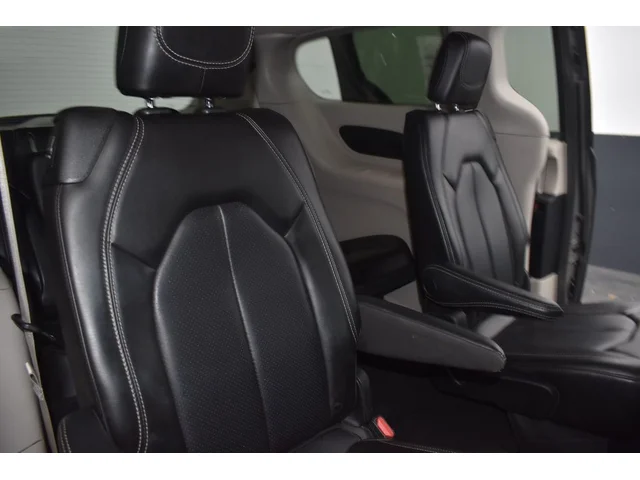 SEMINUEVOS CHRYSLER Pacifica a Estados en autogozo