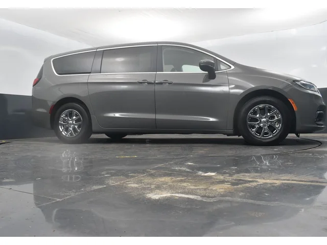 SEMINUEVOS CHRYSLER Pacifica a Estados en autogozo