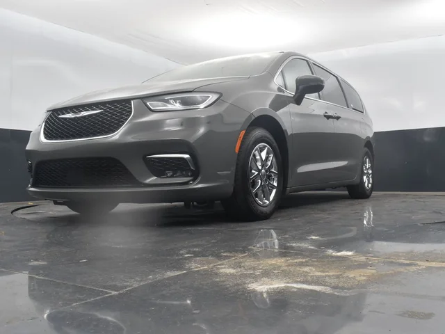 SEMINUEVOS CHRYSLER Pacifica a Estados en autogozo