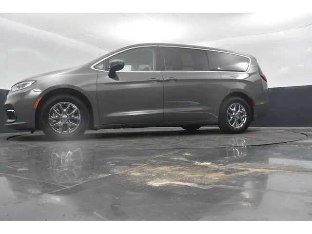 SEMINUEVOS CHRYSLER Pacifica a Estados en autogozo