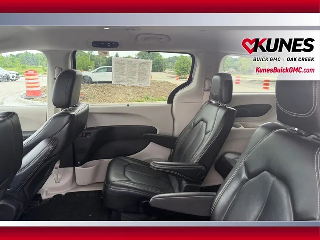 SEMINUEVOS CHRYSLER Pacifica a Estados en autogozo