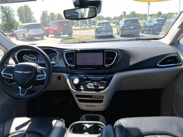 SEMINUEVOS CHRYSLER Pacifica a Estados en autogozo