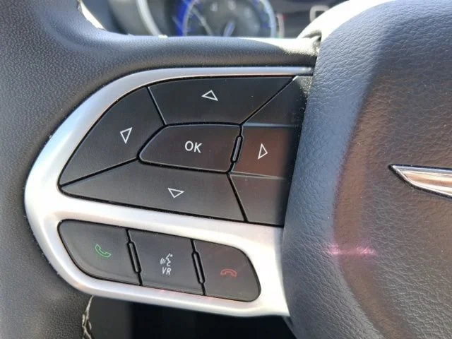 SEMINUEVOS CHRYSLER Pacifica a Estados en autogozo