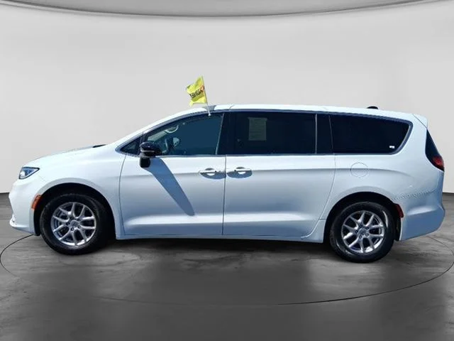 SEMINUEVOS CHRYSLER Pacifica a Estados en autogozo