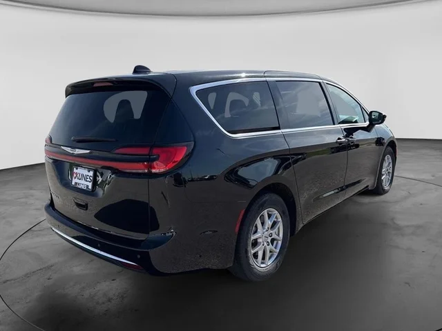 SEMINUEVOS CHRYSLER Pacifica a Estados en autogozo