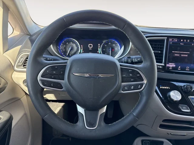 SEMINUEVOS CHRYSLER Pacifica a Estados en autogozo