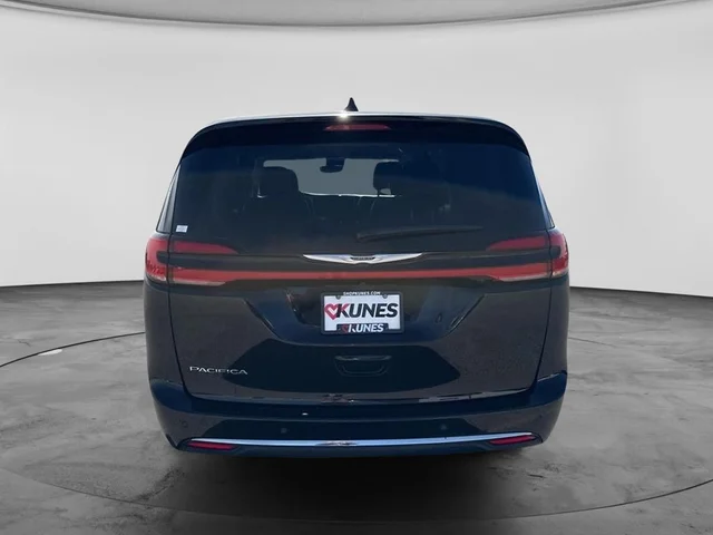 SEMINUEVOS CHRYSLER Pacifica a Estados en autogozo