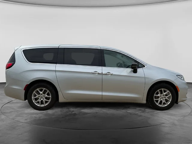 SEMINUEVOS CHRYSLER Pacifica a Estados en autogozo