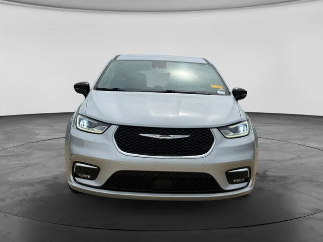 SEMINUEVOS CHRYSLER Pacifica a Estados en autogozo