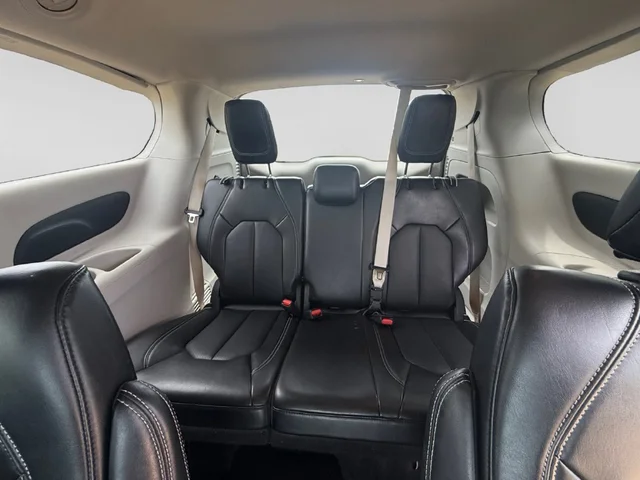 SEMINUEVOS CHRYSLER Pacifica a Estados en autogozo