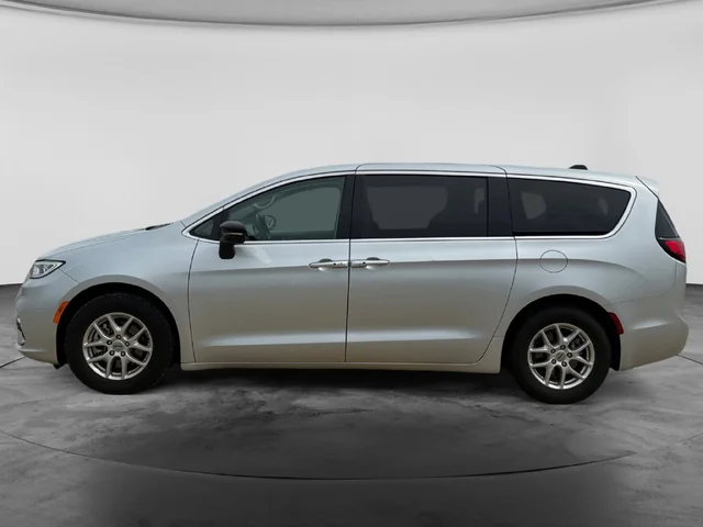 SEMINUEVOS CHRYSLER Pacifica a Estados en autogozo