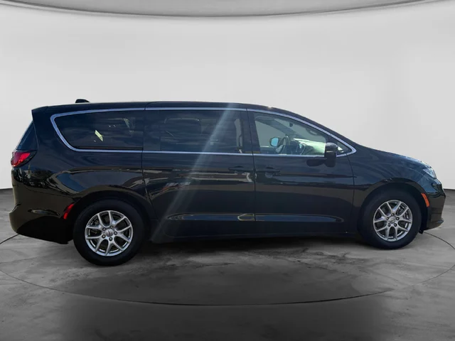 SEMINUEVOS CHRYSLER Pacifica a Estados en autogozo