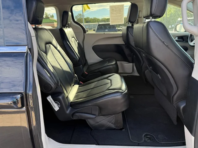 SEMINUEVOS CHRYSLER Pacifica a Estados en autogozo