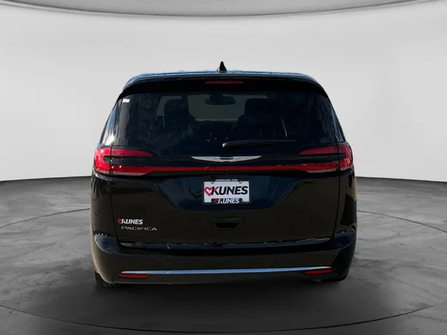 SEMINUEVOS CHRYSLER Pacifica a Estados en autogozo