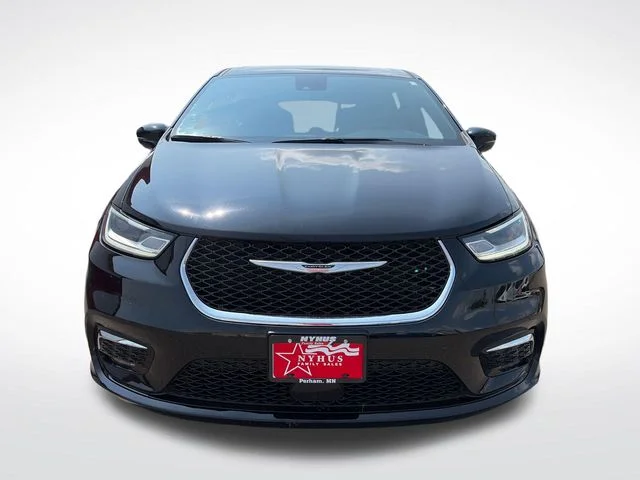 SEMINUEVOS CHRYSLER Pacifica a Estados en autogozo