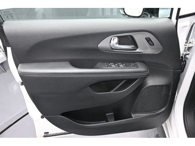 SEMINUEVOS CHRYSLER Pacifica a Estados en autogozo