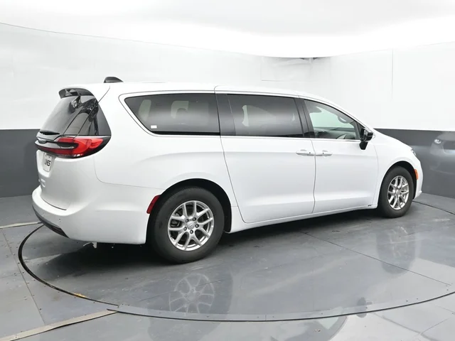 SEMINUEVOS CHRYSLER Pacifica a Estados en autogozo