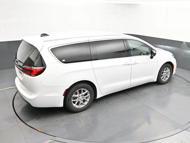 SEMINUEVOS CHRYSLER Pacifica a Estados en autogozo
