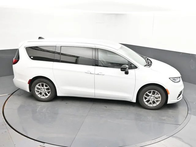 SEMINUEVOS CHRYSLER Pacifica a Estados en autogozo