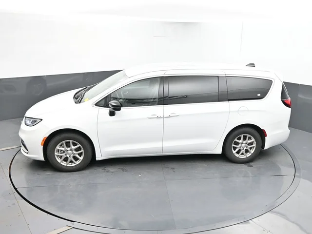 SEMINUEVOS CHRYSLER Pacifica a Estados en autogozo