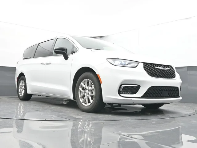 SEMINUEVOS CHRYSLER Pacifica a Estados en autogozo
