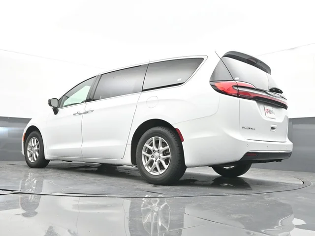 SEMINUEVOS CHRYSLER Pacifica a Estados en autogozo