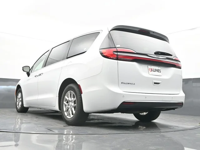 SEMINUEVOS CHRYSLER Pacifica a Estados en autogozo