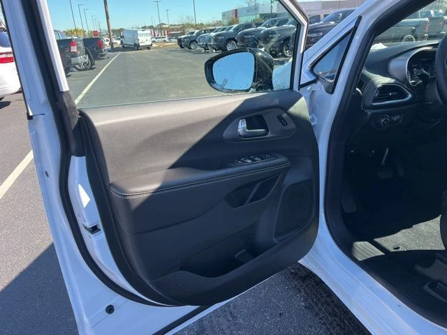 Nuevos CHRYSLER PACIFICA à Estados chez autogozo