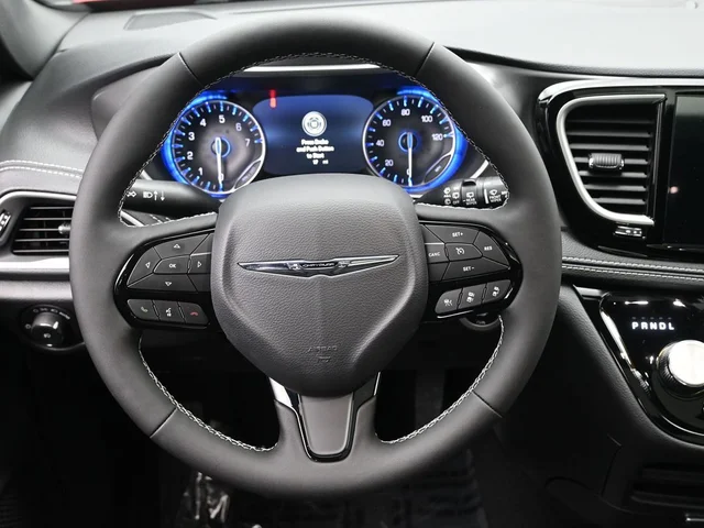 Nuevos CHRYSLER PACIFICA à Estados chez autogozo