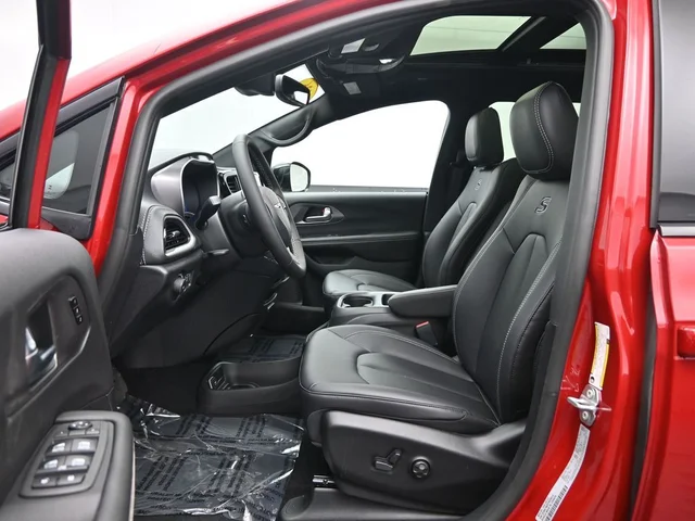 Nuevos CHRYSLER PACIFICA à Estados chez autogozo