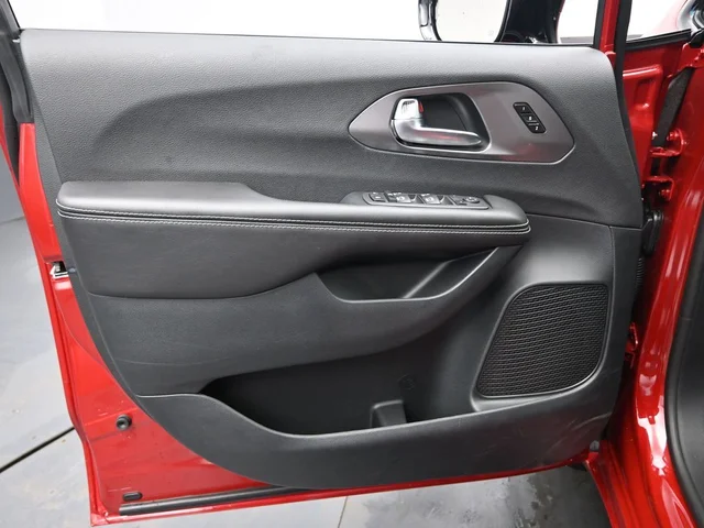 Nuevos CHRYSLER PACIFICA à Estados chez autogozo