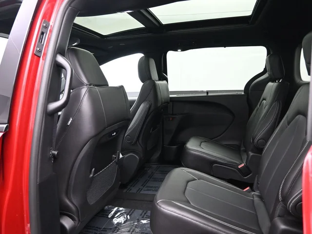 Nuevos CHRYSLER PACIFICA à Estados chez autogozo