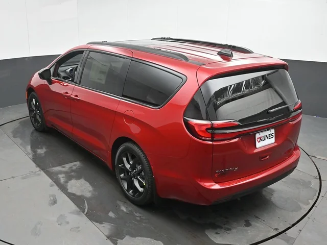 Nuevos CHRYSLER PACIFICA à Estados chez autogozo