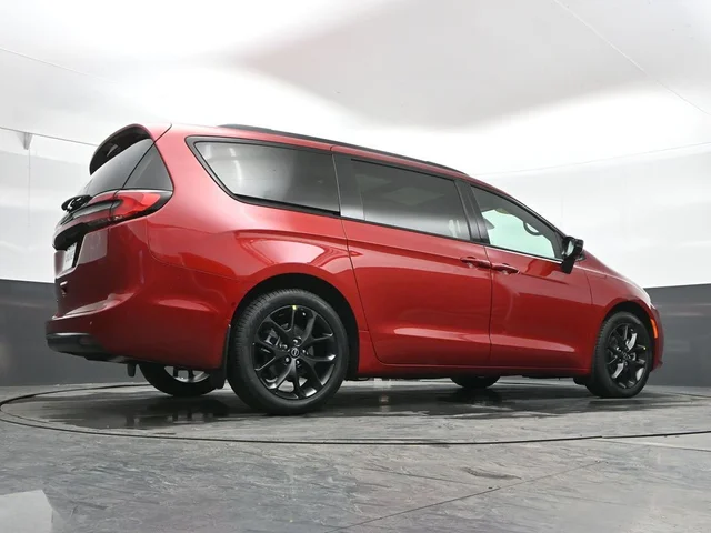 Nuevos CHRYSLER PACIFICA à Estados chez autogozo