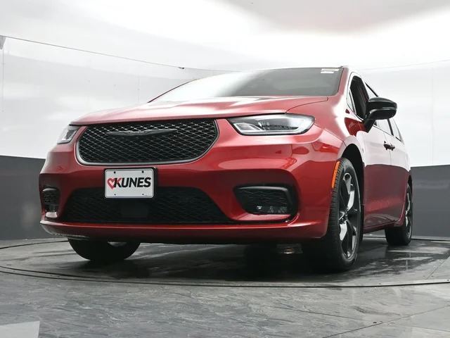 Nuevos CHRYSLER PACIFICA à Estados chez autogozo