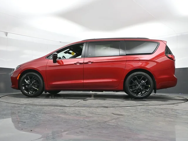 Nuevos CHRYSLER PACIFICA à Estados chez autogozo