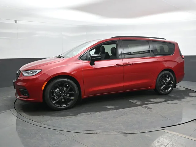 Nuevos CHRYSLER PACIFICA à Estados chez autogozo