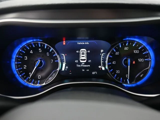 Nuevos CHRYSLER PACIFICA à Estados chez autogozo