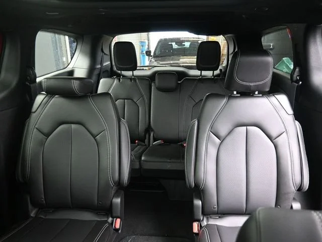 Nuevos CHRYSLER PACIFICA à Estados chez autogozo
