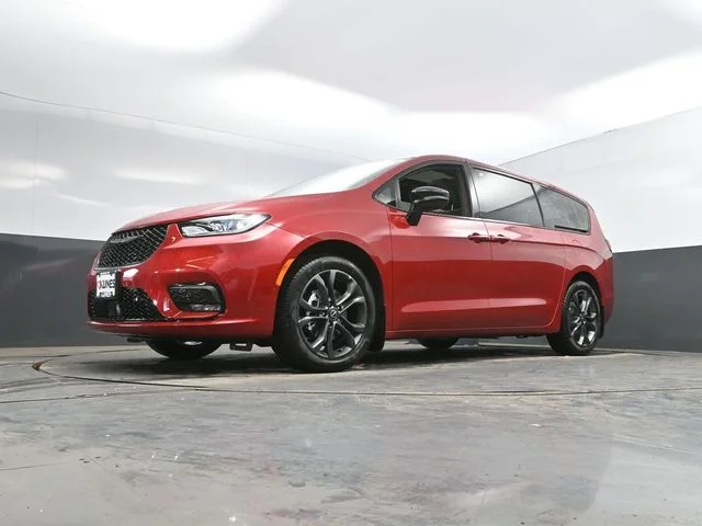 Nuevos CHRYSLER PACIFICA à Estados chez autogozo