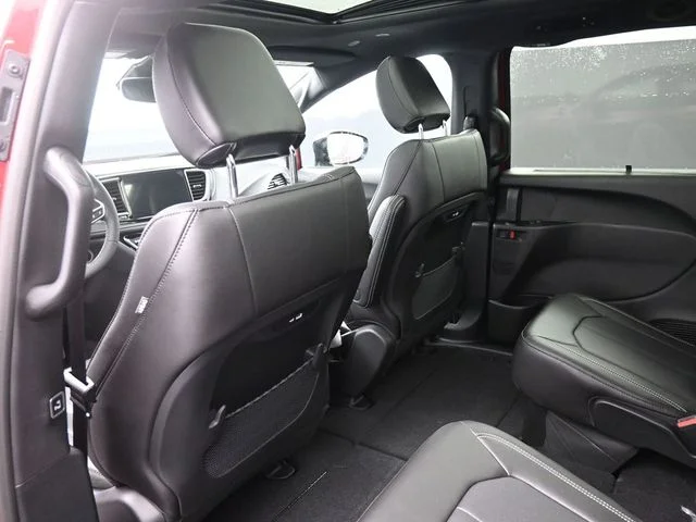 Nuevos CHRYSLER PACIFICA à Estados chez autogozo