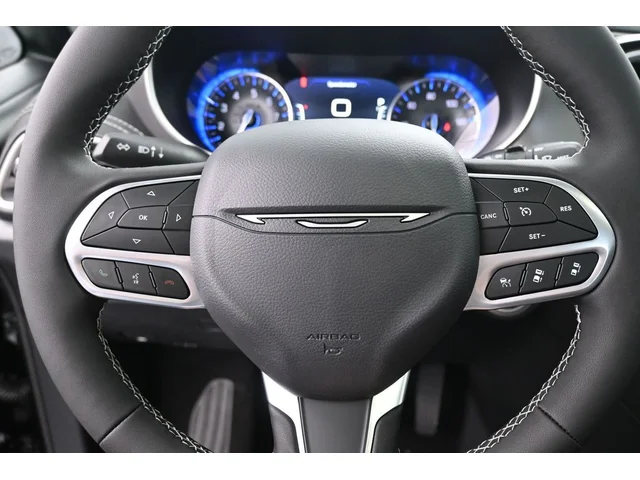 Nuevos CHRYSLER PACIFICA à Estados chez autogozo