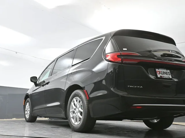 Nuevos CHRYSLER PACIFICA à Estados chez autogozo