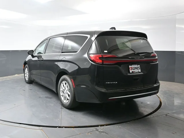 Nuevos CHRYSLER PACIFICA à Estados chez autogozo